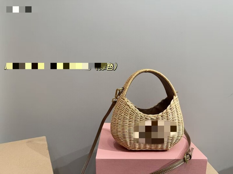2025 New Women's Bag Miu Woven Vegetable Basket Hobo Bamboo Woven Bag Handbag Shoulder Crossbody Bag Casual Vacation