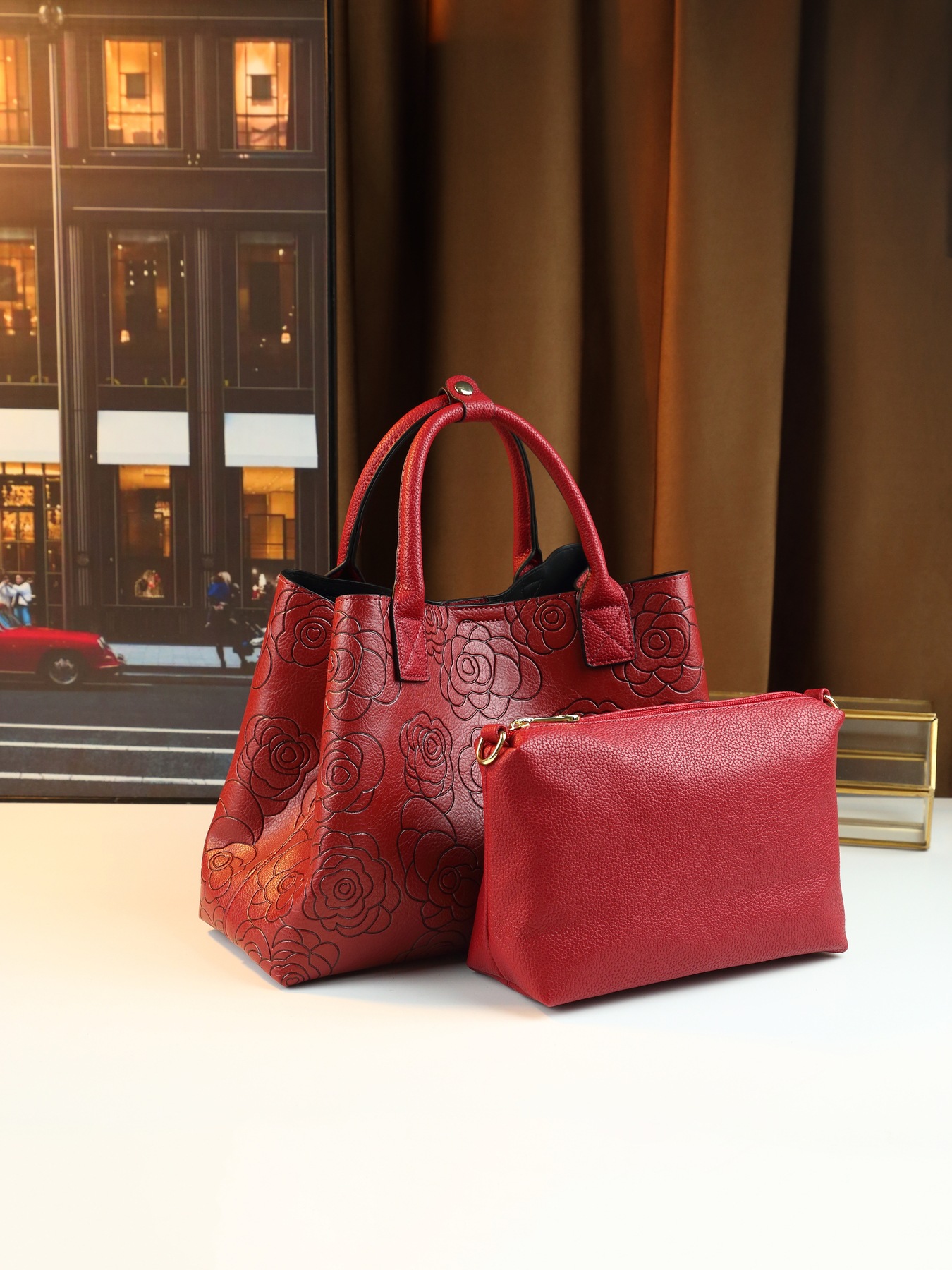 Borsa a secchiello a tracolla con stampa floreale elegante_voghion.com
