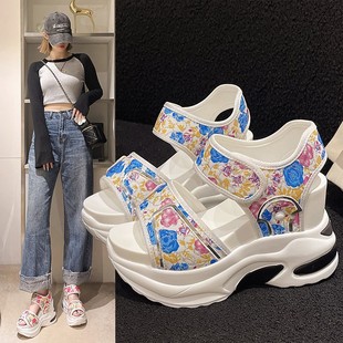 Sports Sandals for Women 2025 Summer New Style Wedge Fashion Thick Sole Heightening Outer Wear Large Size Beach Shoes Platform Shoes