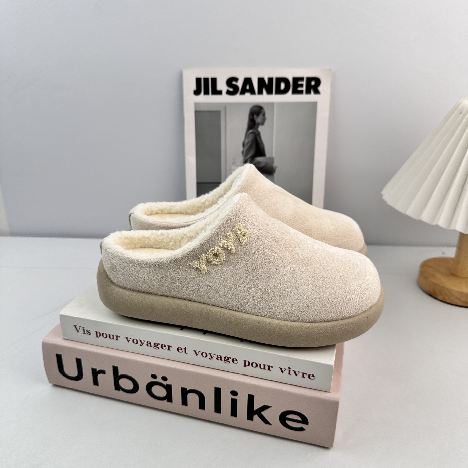 Zapatillas de algodón de invierno 2025 nuevas zapatillas de algodón de invierno antideslizantes calientes para mujeres a prueba de viento calientes