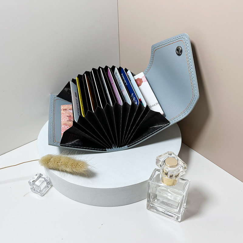 2022 New Cross-border Trend Piano Key Card Holder for Women, Exquisite and Compact, Large Capacity, Multi-Card Slots, Influencer Card Holder, Wholesale