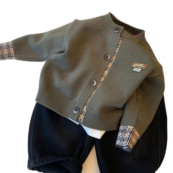Colored sweater for men and women