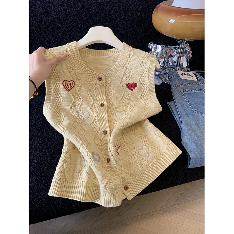 Designed with a Sense of Style, This Embroidered Heart Vest for Women Is a Trendy, Loose-Fitting, Layered, Slimming Knit Cardigan Short Top for Spring Designed with a Sense of Style, This Embroidered Heart Vest for Women Is a Trendy, Loose-Fitting, Layered, Slimming Knit Cardigan Short Top for Spring