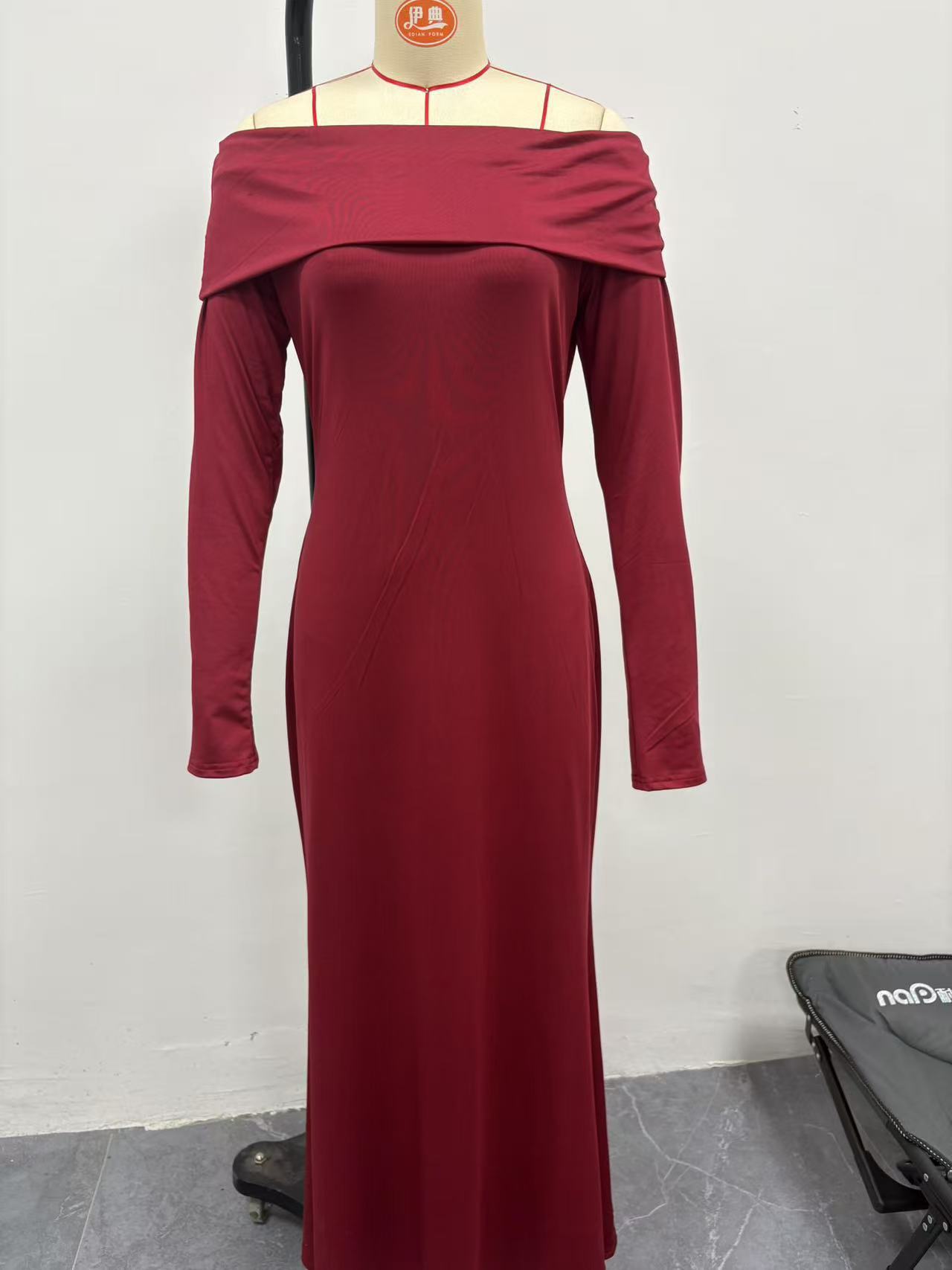 2025 Foreign Trade European And American Women's Clothing Cross Backless Sexy Off-Shoulder Elegant Long Dress_ecoleips.com