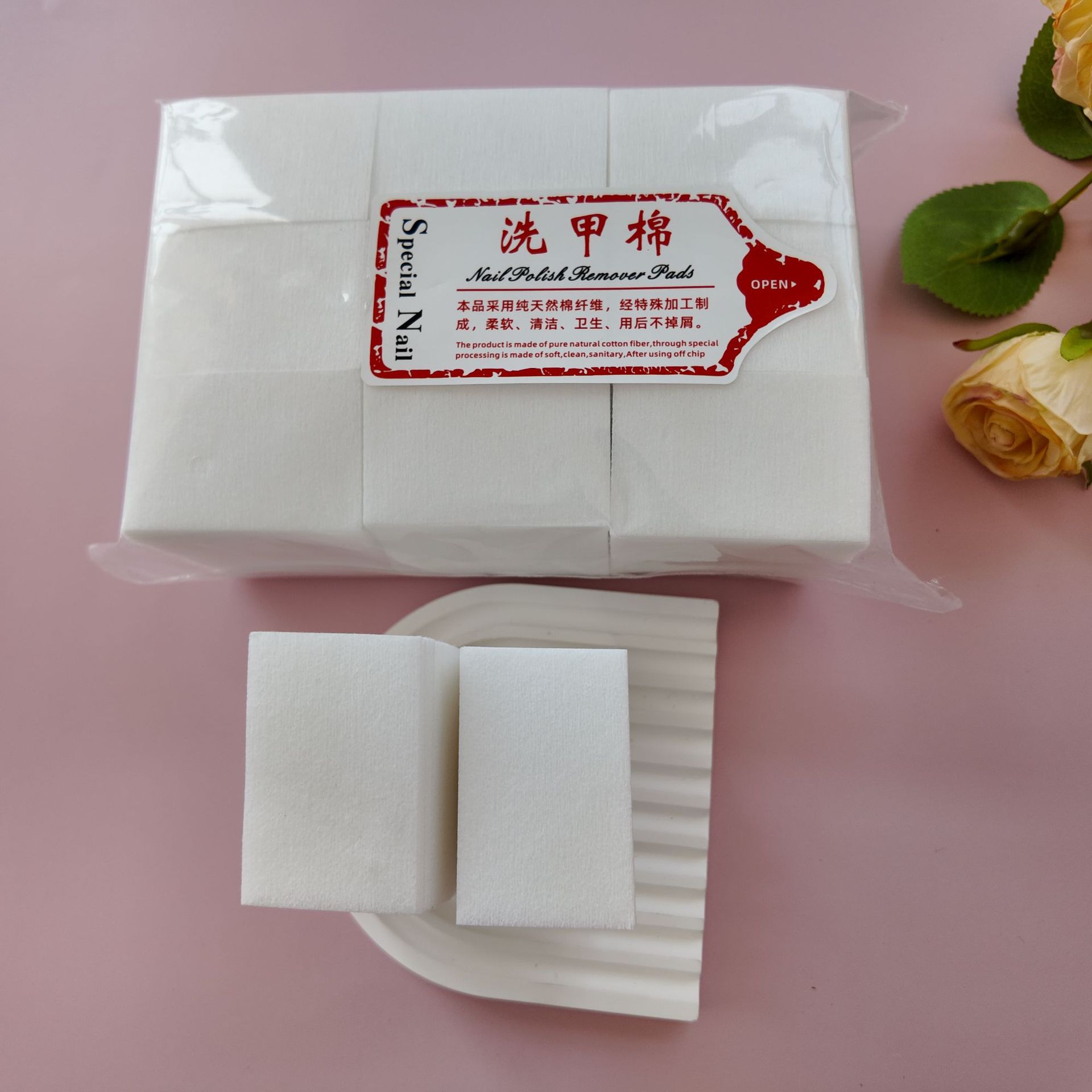 Cotton pads for manicure