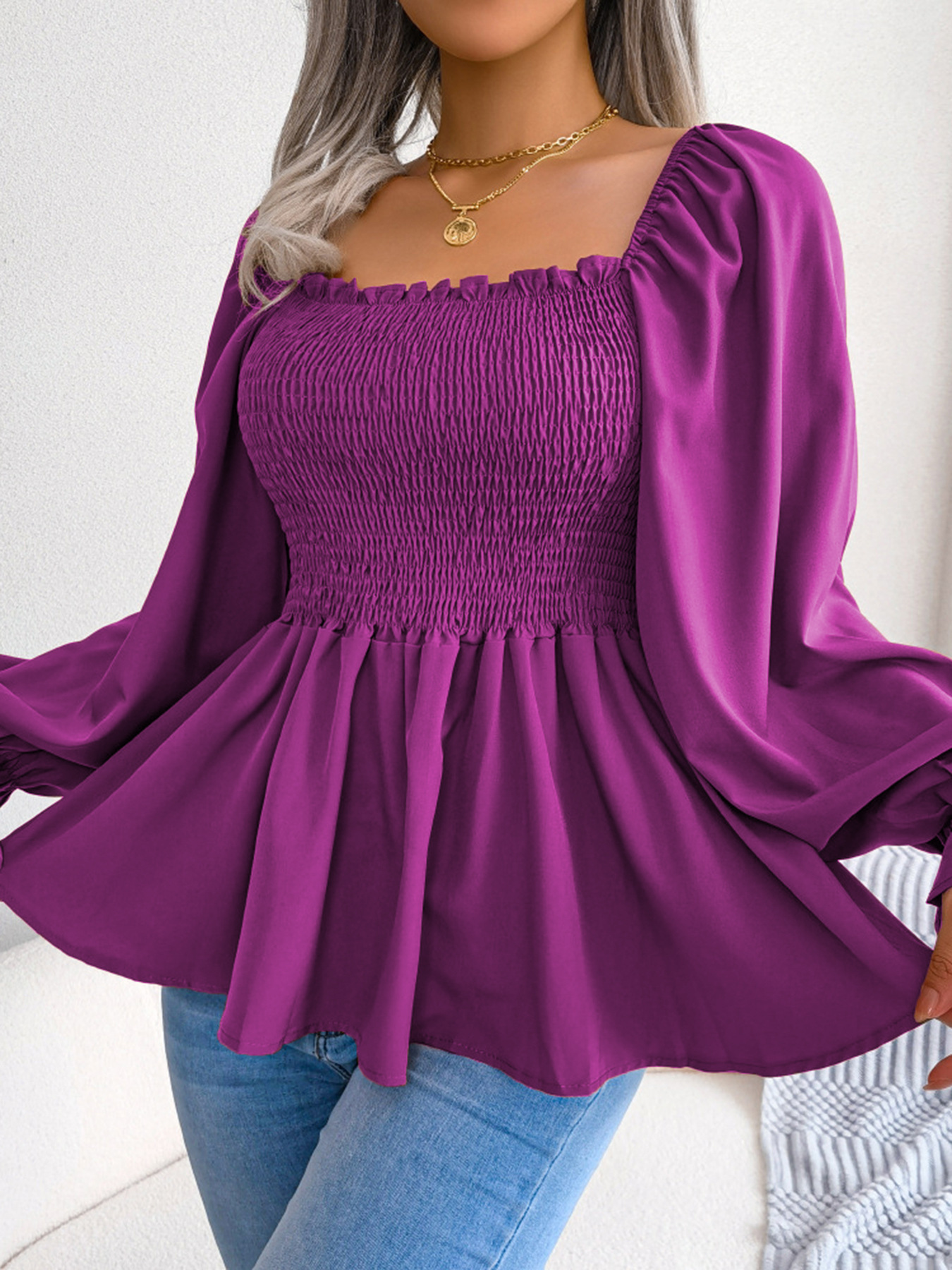Otoño y invierno europeos y estadounidenses ropa de mujer de tamaño grande cuello cuadrado camiseta de chiffon de manga larga de estilo casual Halloween uso diario
