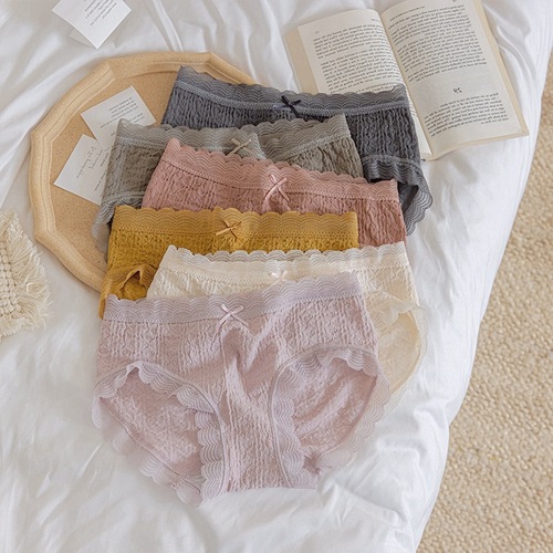 Milk Puff Soft and Highly Elastic Hip-covering Girls Day Sweet and Simple Solid Color Lace Trimmed Cotton Crotch Panties for Women