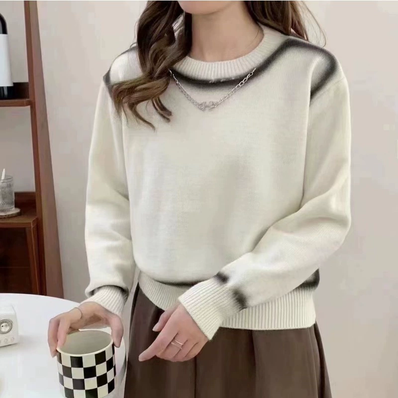 Свитер в дизайнерском стиле с французским шиком, повседневный и мягкий на ощупь, новая осенне-зимняя коллекция Hongtai, женский свободный вязаный пуловер с эффектом окрашивания.