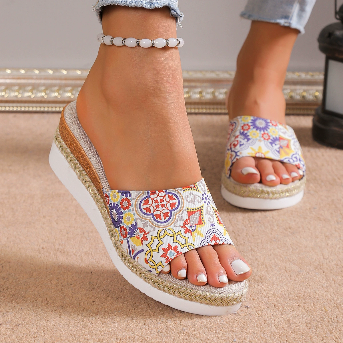 2024 летние сандалии в новом стиле, женские сандалии из пеньковой веревки в этническом стиле, белые нижние танкетки, удобные женские сандалии и тапочки больших размеров, серийная доставка