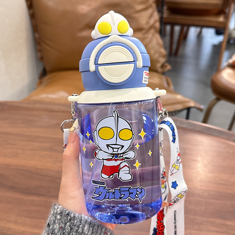 ウルトラマン子供用コップtritan男子学生高颜値通学専用携帯大容量ストロー付きコップ|undefined