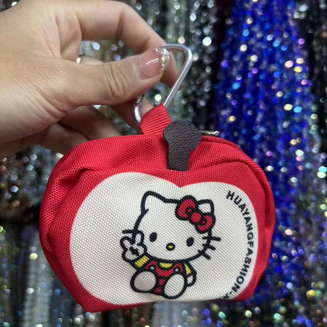 새끼 고양이 빨간색