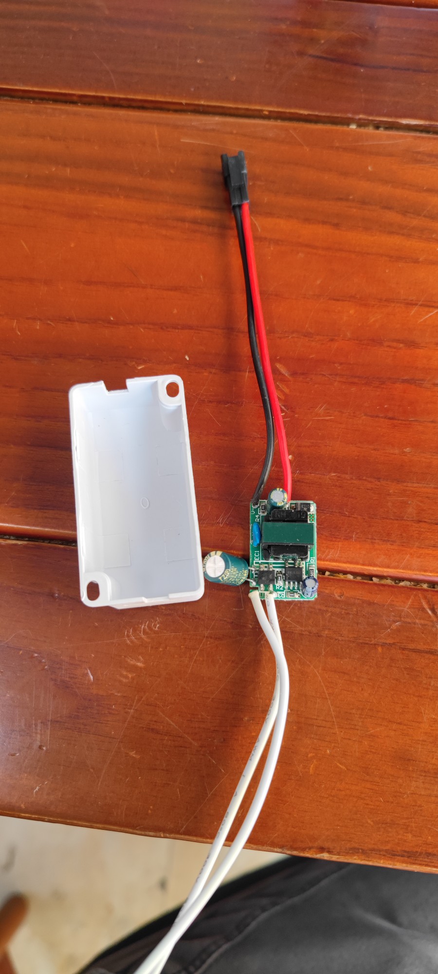 驱动电源4-7瓦隔离