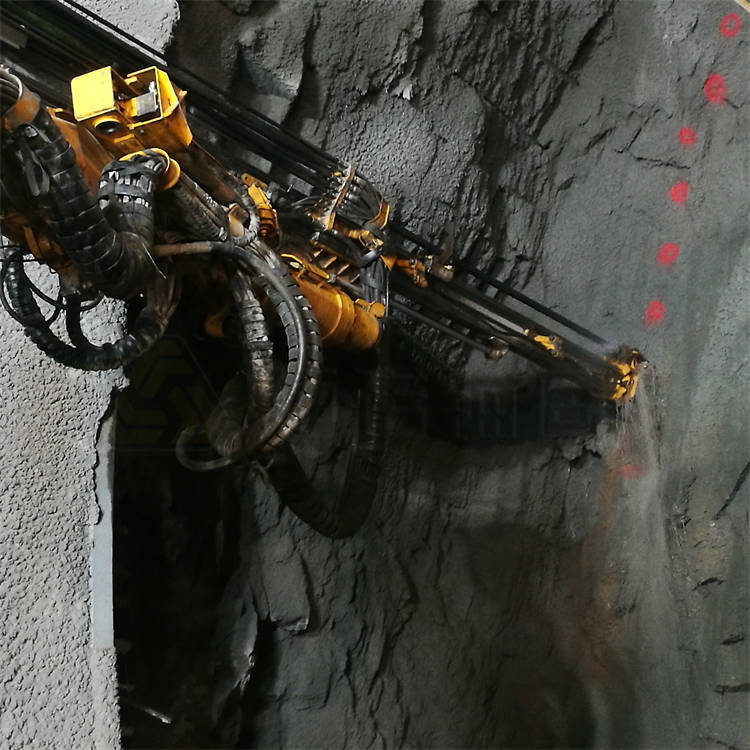 广西云南自钻式锚杆R25 32承载力强 钻进后不拔出高强抗震