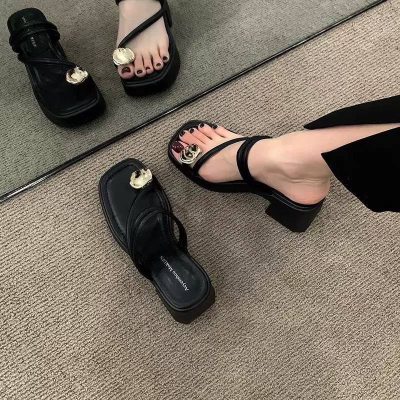 Sexy summer slippers, 2025 years