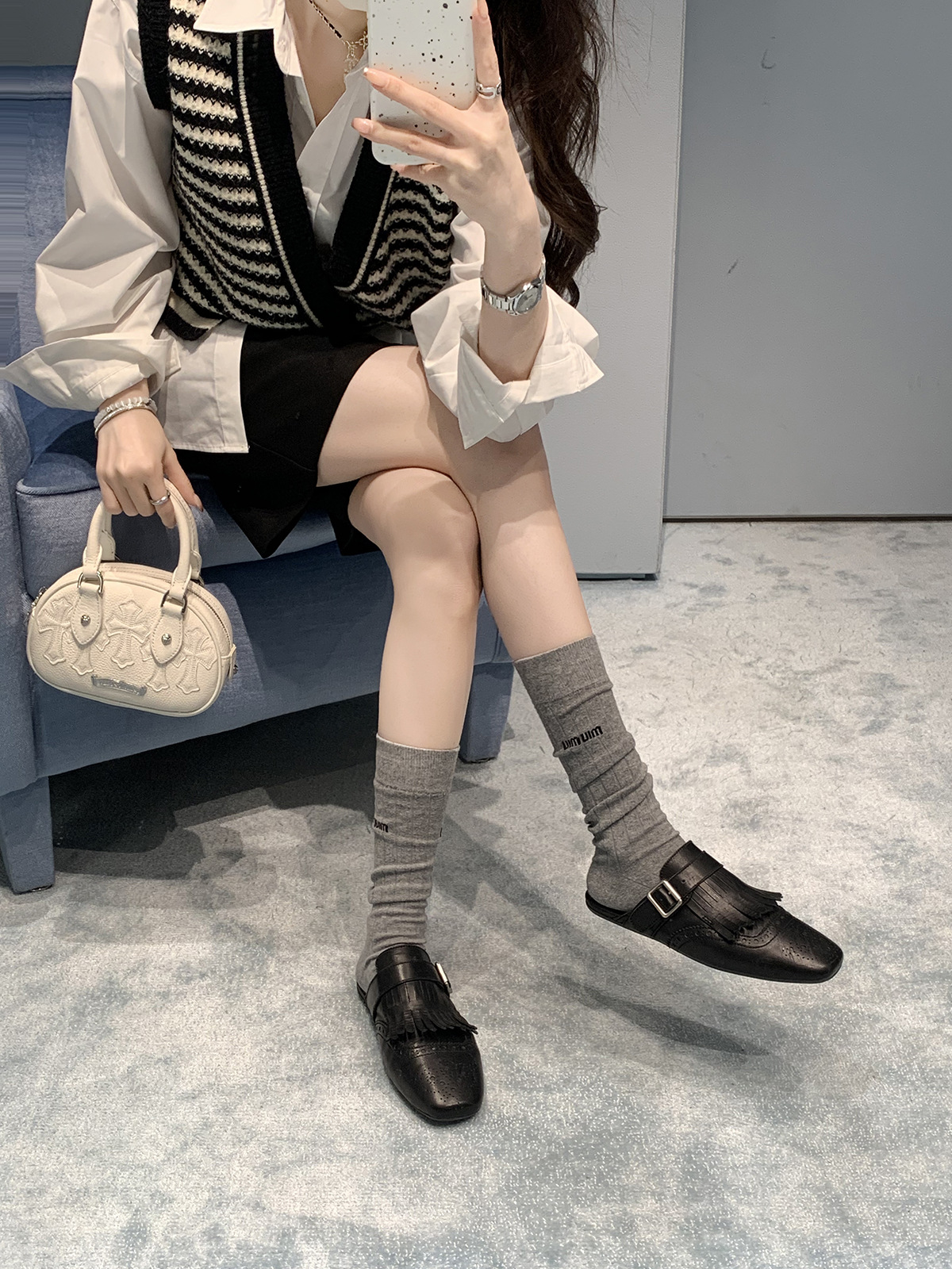 Grape Mom verano nuevo estilo cuero suave todo fósforo retro Bullock tallado borla hebilla Muller medio arrastre mujer