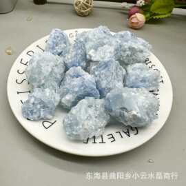 天然蓝方解蓝晶原石碎石香薰水晶扩香石无火香薰水晶石厂家批发