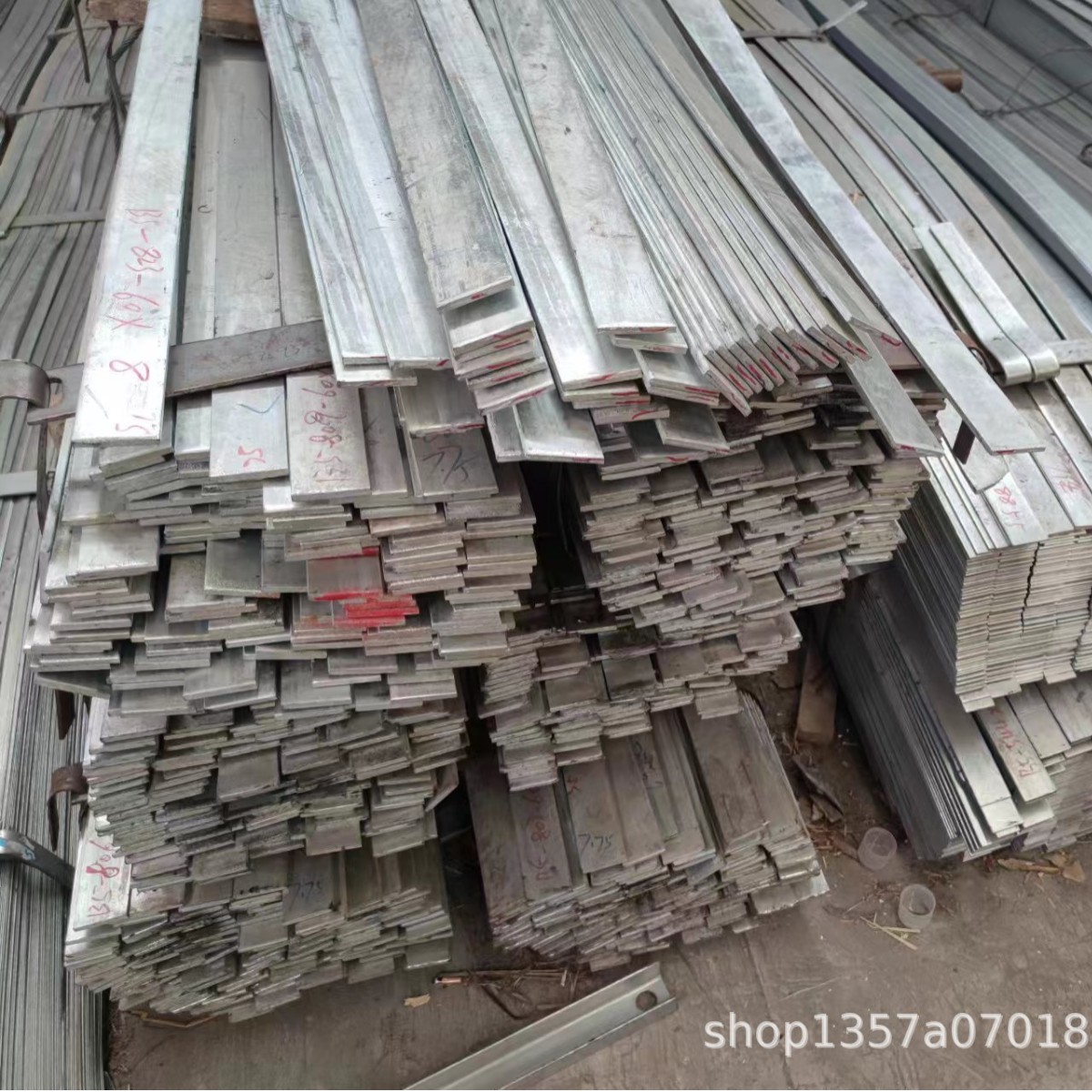 Q235B镀锌扁钢批发 Q355B圆钢零售 合金角钢鲁盛坤现货加工分零