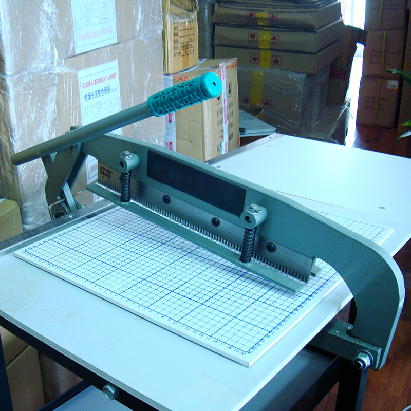 手动裁切刀样布裁切机布料裁边机切布机裁剪断布器皮革窗帘裁布机