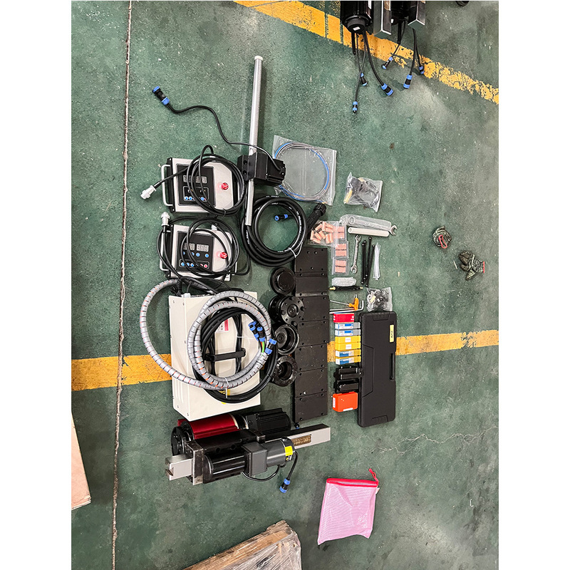 Portable cylindrical machining equipment, outer shaft turning machine, outer circle welding machine, bearing seat maintenance machine Portable cylindrical machining equipment, outer shaft turning machine, outer circle welding machine, bearing seat maintenance machine