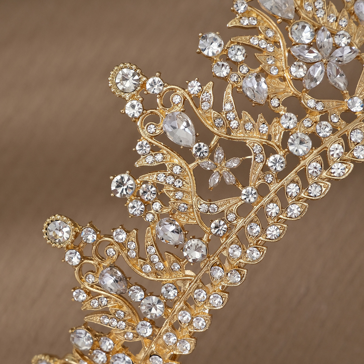 Rhinestones Inlay Material 1 Piece Quantity Retro Water Droplets Alloy Inlay Rhinestones Crown
