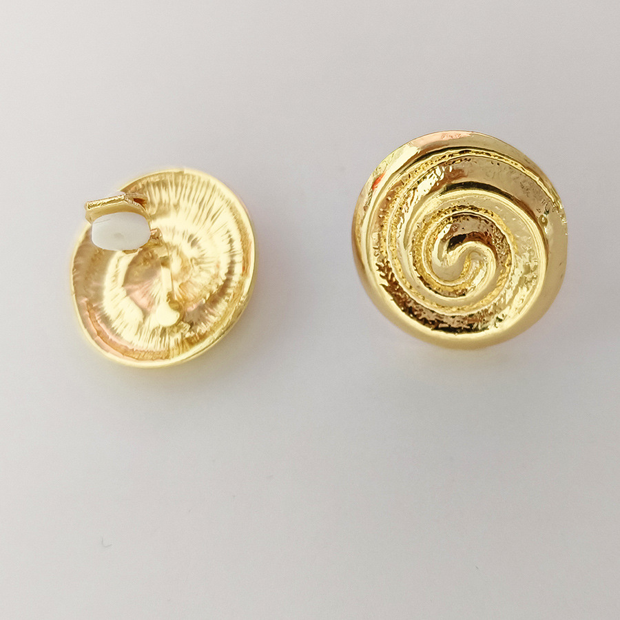 Minimalist Round Hammered Non-pierced Ear Clips For Women_voghion.com