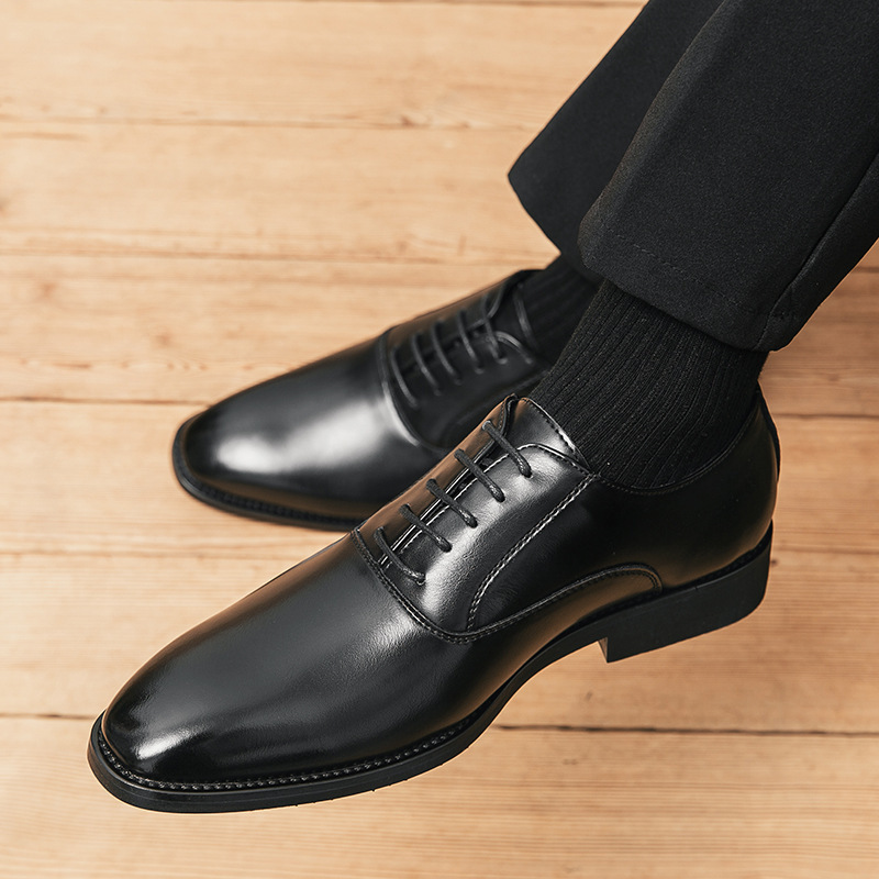 2025 cuatro estaciones de negocios británicos zapatos de cuero para hombres correa simple suave casual novio casamiento zapatos altos
