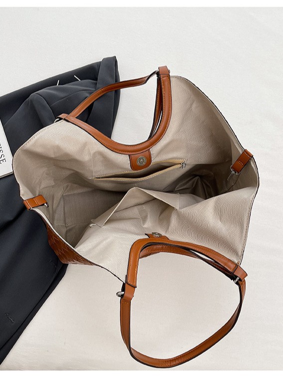 Bolsa de tejido para mujeres 2025 nuevo bolso de viaje simple bolso de damas de gran capacidad bolsa de hombro