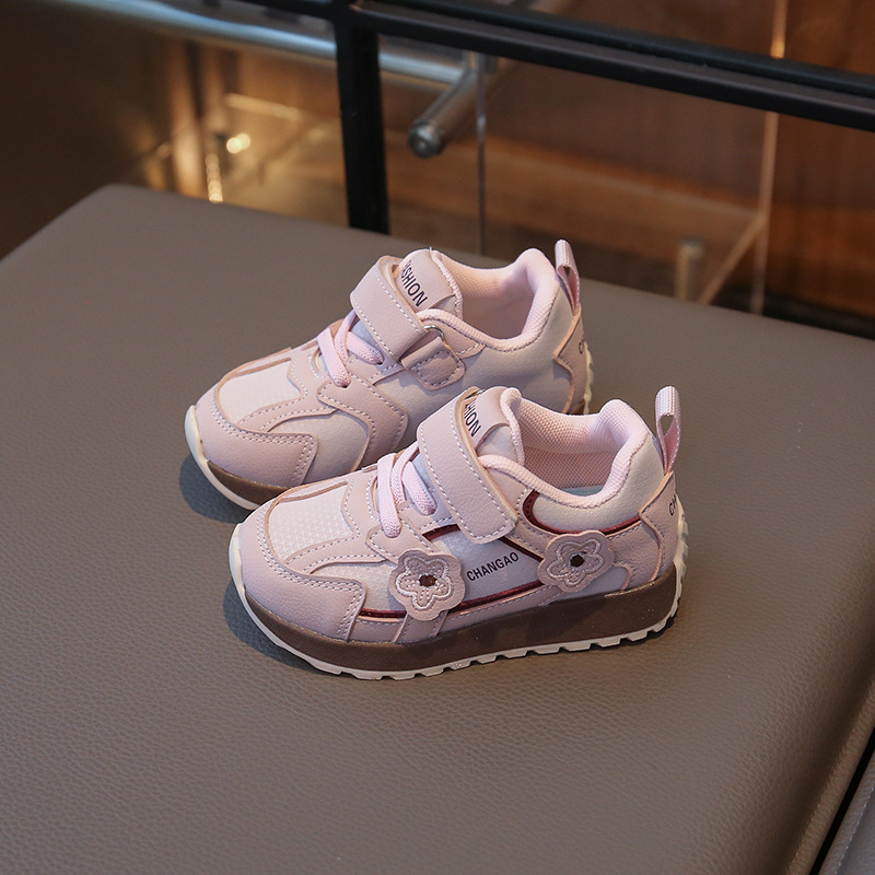 2025 Autumn New Leather Small and Medium Girls' Sports Shoes Running Shoes Velcro Shoes Fashionable Popular German Training Shoes