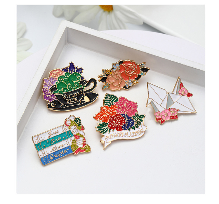 Cartoon Style Flower Alloy Enamel Unisex Brooches display picture 1