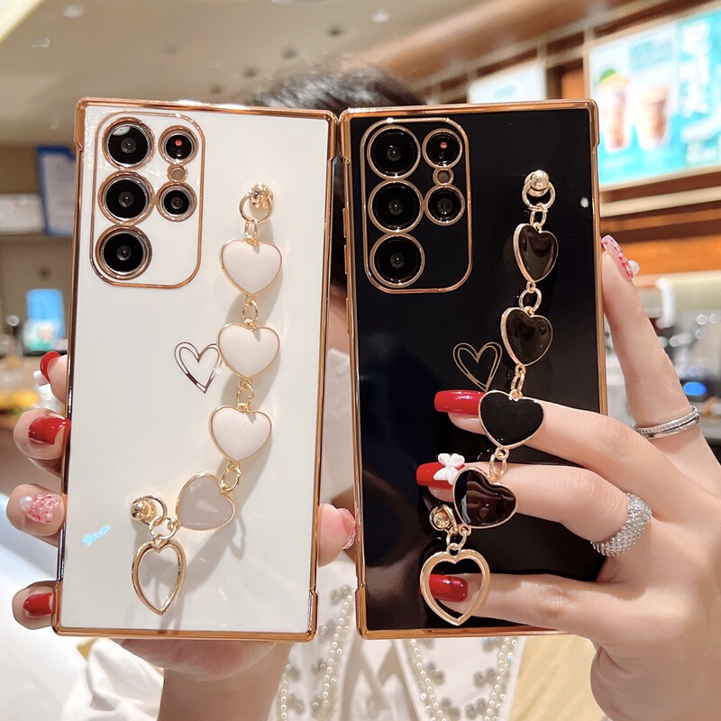Ins Is Suitable for Samsung S25Ultra Electroplated Heart-Shaped Phone Case A16 Bracelet A55 Anti-Fall S26 Simple Protective Case Ins Is Suitable for Samsung S25Ultra Electroplated Heart-Shaped Phone Case A16 Bracelet A55 Anti-Fall S26 Simple Protective Case