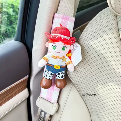 Sürətlər qutusu və əl tormozu başlıqları, Authentic Buzz Lightyear Woody - shoulder-pad-pink-plaid-fabric-trish-riding-the-winds-and-waves-single-piece