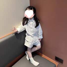 R7Q韩版童装女童套装2026春秋高级感简约长袖衬衫宽松阔腿裤两件