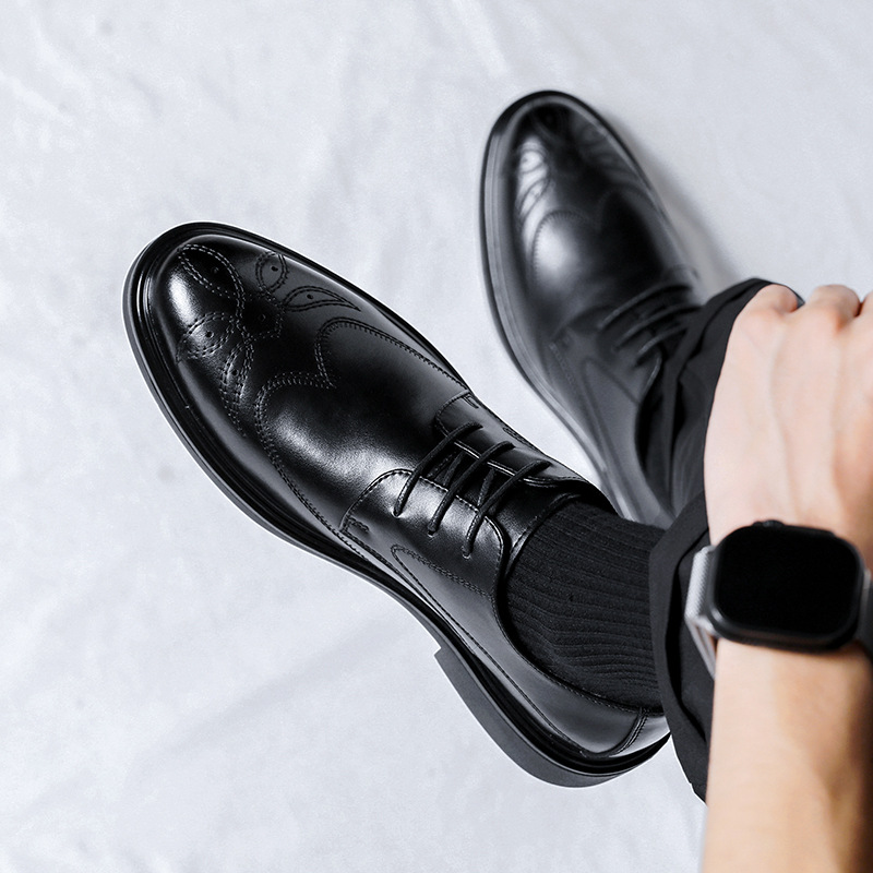 Autumn new men's daily spot low top pointed thick sole British style Korean version of Brock men's shoes_voghion.com