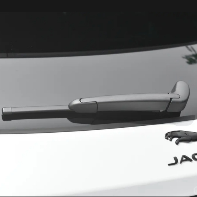 Suitable for Jaguar J-aguar F-pace 2016-2024 car rear window wiper blade wiper arm cover assembly