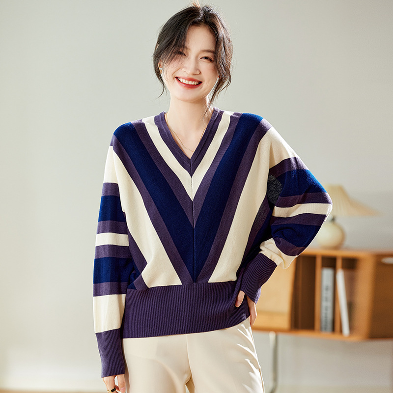 高级感蝙蝠袖毛衣针织衫女春秋2025新款条纹遮肚子洋气减龄上衣潮|undefined