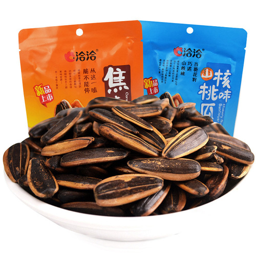 Snack Wholesale 108g Qiaqia Fragrant Melon Seeds Walnut Kernel Crispy, Aromatic Crispy Snacks for Leisure and Craving