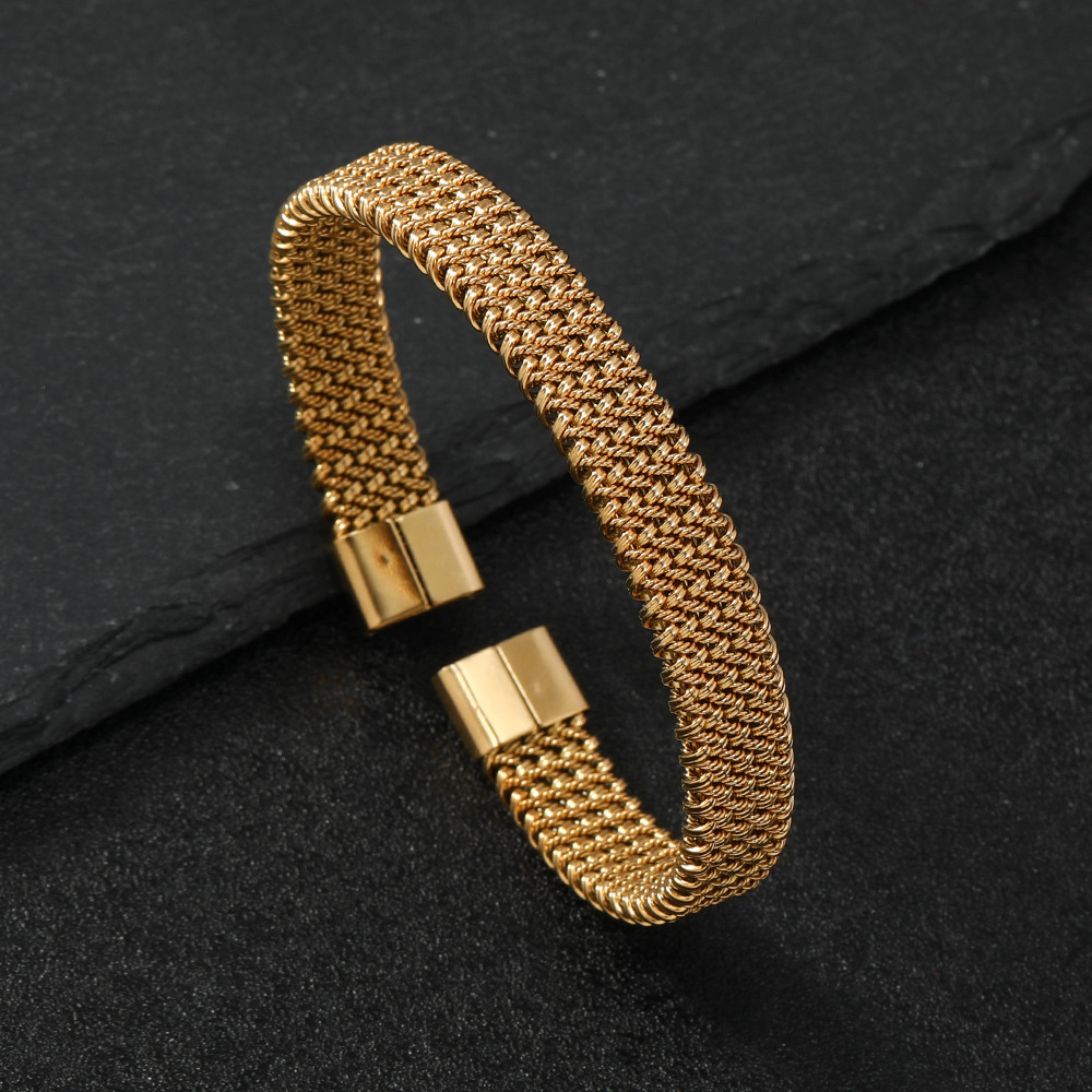 Hot selling fashion stainless bracelet, niche wave opening wire titanium steel elastic bracelet jewelry_voghion.com