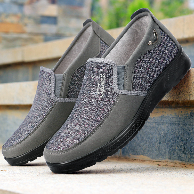 Manufacturer wholesale 2024 new men's cloth shoes breathable slip-on casual lazy shoes polyurethane men's shoes