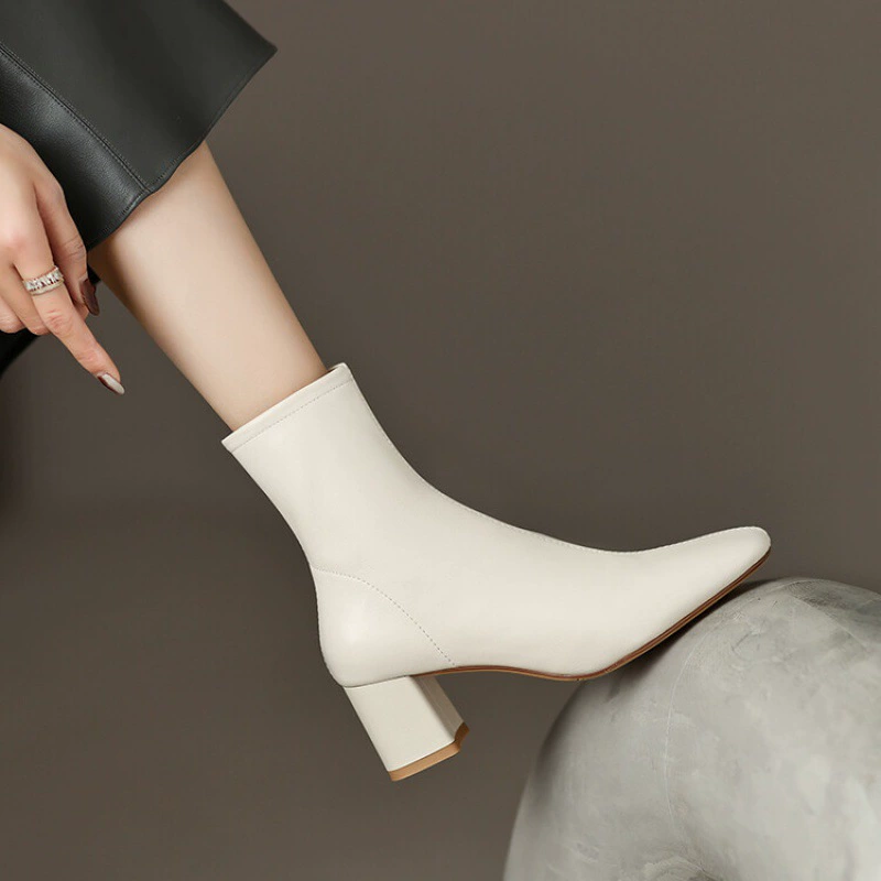французские короткие ботинки с квадратным носком для женщин, толстый каблук, боковая молния, узкие женские ботинки, осенне-зимние одинарные ботинки 2025 года, ботинки челси на среднем каблуке