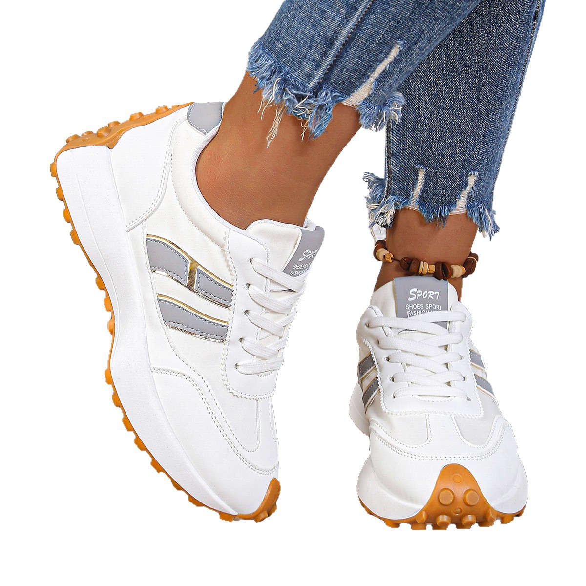 26 primavera y verano nuevos zapatos transfronterizos casuales de tamaño grande con suela gruesa zapatos deportivos transpirables Gump zapatos mujeres