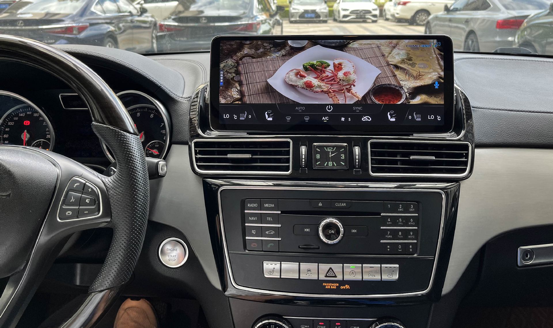 Suitable for Mercedes-Benz GLE-GLS 15-22 models: LCD instrument cluster, central control, smart in-car navigation screen, and dual-screen system