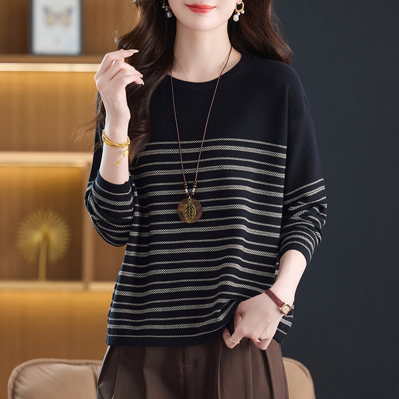 Spring and Autumn Striped Sweater Women's 2025 Autumn New Casual Loose Large Size Women's Bottoming Shirt Top Spring and Autumn Striped Sweater Women's 2025 Autumn New Casual Loose Large Size Women's Bottoming Shirt Top