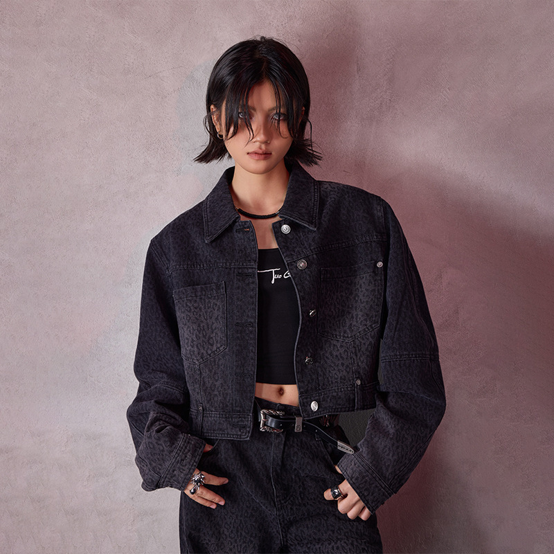 Tuogu Women's Washed Leopard Print Denim Jacket Short Style Hot Girl Biker Denim Jacket Versatile Casual Jacket Top