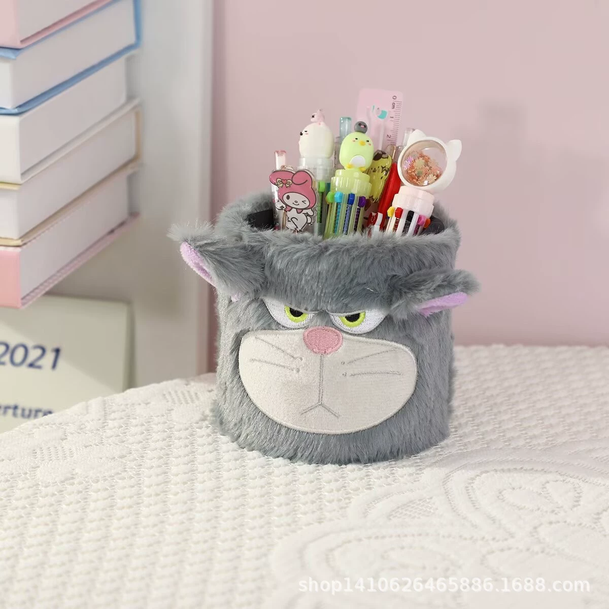 Cartoon pens holder for elementary school students, table stationery, storage system, brush