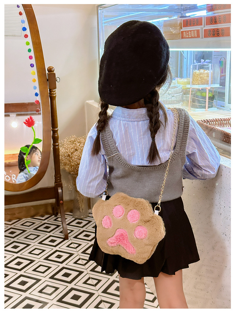 2024 New Korean plush single-shoulder crossbody pocket change children's bag, cute baby holding chain small bag for girls undefined