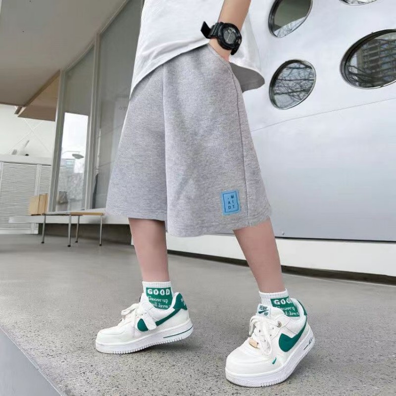 Boys' Trendy Shorts Children's Five-Point Pants Summer Pants 2026 New Summer Style Lightweight Casual Beach Shorts