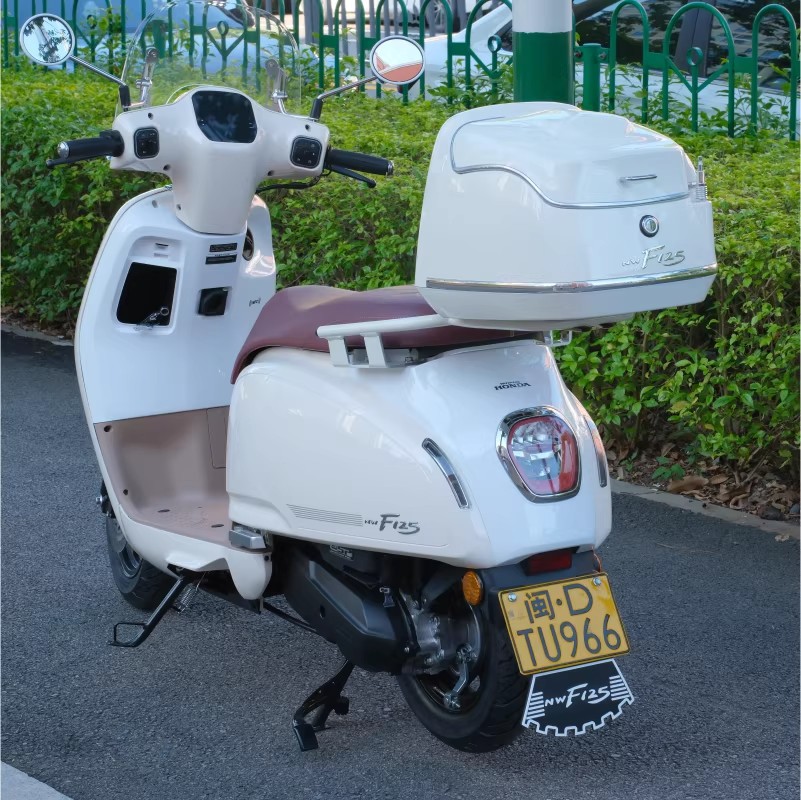 Suitable for Honda Nw F125 Motorcycle Tail Box, Retro Trunk, Scooter Cargo Box, Helmet Box Modification Accessories