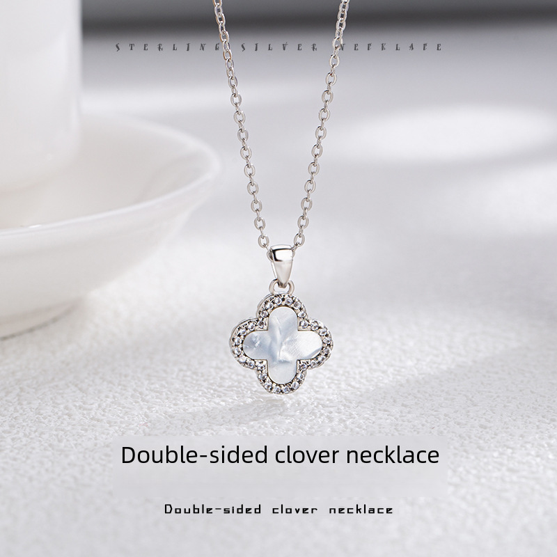 Double-sided necklace