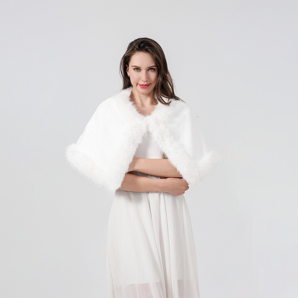 跨境代发2024新款秋冬季仿狐狸毛白色和黑色裘皮披肩，装饰保暖婚
