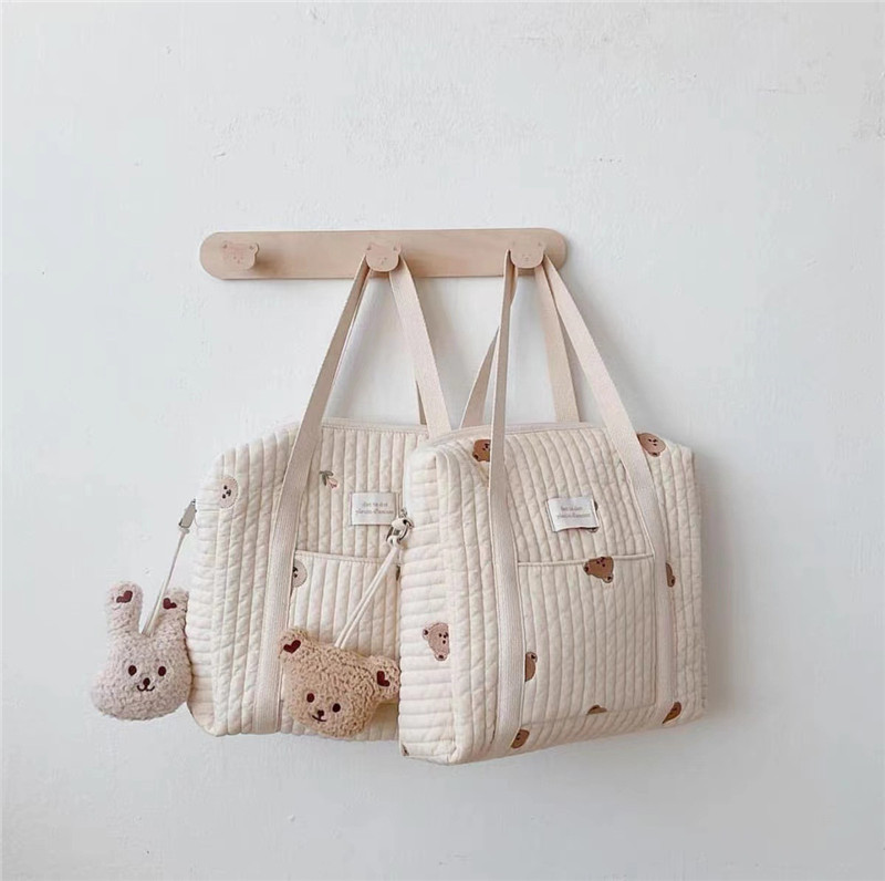 Ins Korean Quilted Mommy Bag with Bear Embroidery Multifunctional Storage Diaper Bag Single Shoulder Mommy Bag Crossbody
